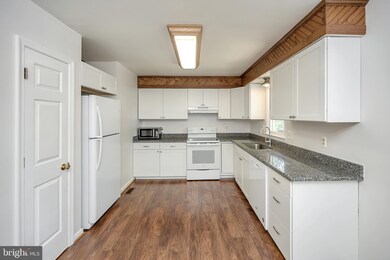 216 Musket Ln, Locust Grove, VA 22508 - photo 5