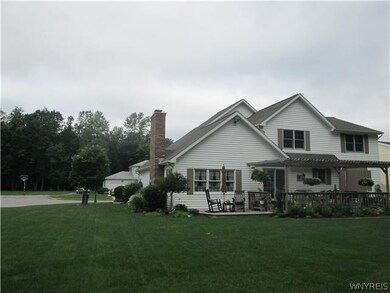 439 Homestead Dr, North Tonawanda, NY 14120 - photo 2