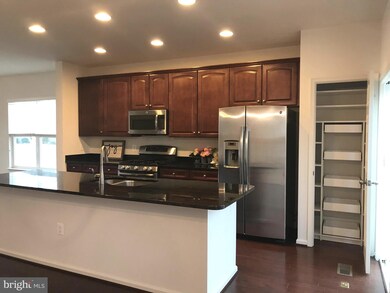 9303 Dawkins Crest Cir, Bristow, VA 20136 - photo 5