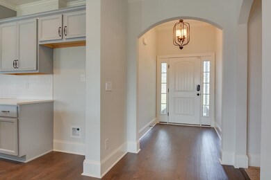 Photo 4