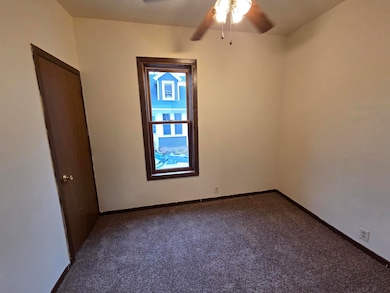 526 Central St, Oshkosh, WI 54901 - photo 7