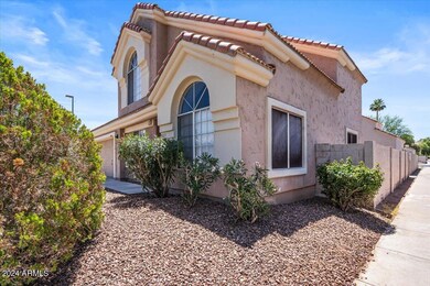 823 W Wagner Ct, Gilbert, AZ 85233 - photo 3