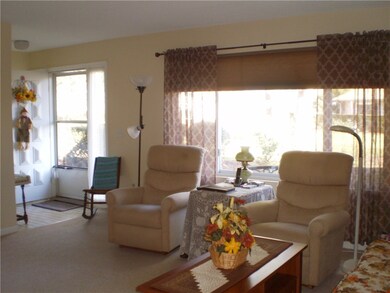 72 Fox Ridge Crescent, Warwick, RI 02886 - photo 5