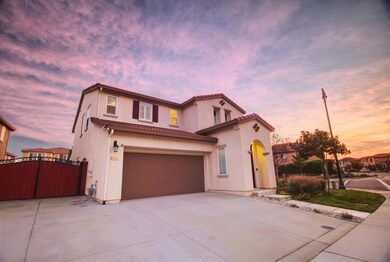 9855 Cape Verde Dr, Elk Grove, CA 95757 - photo 3