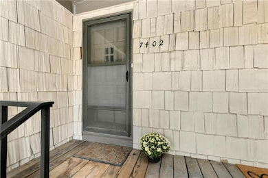 7402 W 102nd Ct, Overland Park, KS 66212 - photo 2