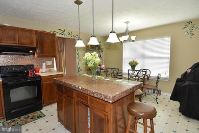 8311 Branchwood Cir, Clinton, MD 20735 - photo 3