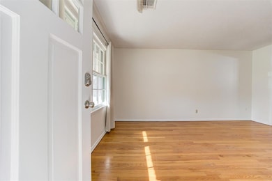 1521 Oxford Way, Oklahoma City, OK 73120 - photo 4