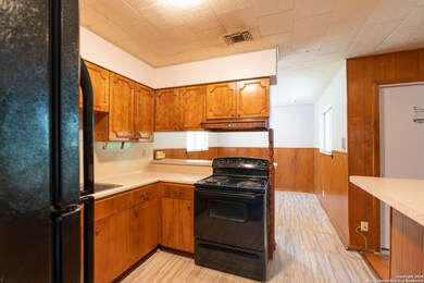 4614 Lock Lomond Ln, San Antonio, TX 78220 - photo 5