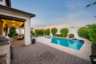 Pool & BBQ