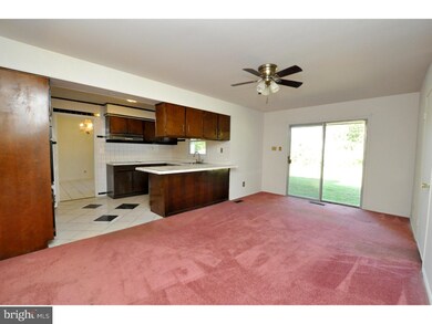 32 Tempest Ln, Willingboro, NJ 08046 - photo 6