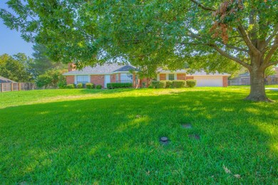 1015 W Westhill Dr, Cleburne, TX 76033 - photo 2