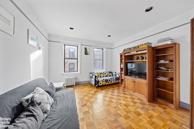 332 E 84th St unit 4C, New York, NY 10028 - photo 6