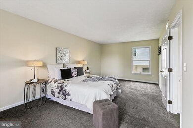 17 Greenknoll Blvd, Hanover, MD 21076 - photo 6