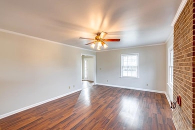 5012 Hays Dr, Columbia, TN 38401 - photo 4