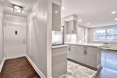 200 Kearsing Pkwy unit E, Monsey, NY 10952 - photo 5