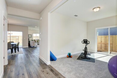 1129 Nicklaus Rd, Galt, CA 95632 - photo 4