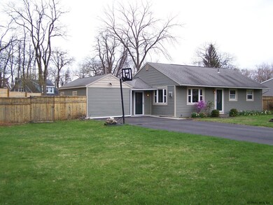 5 Charming Ln, Albany, NY 12211 - photo 5