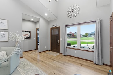 301 S Sunshine Ave, Brandon, SD 57005 - photo 4