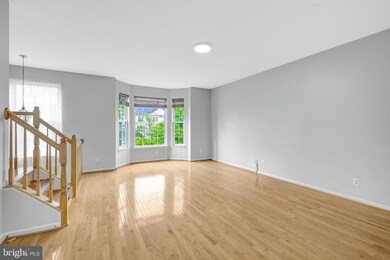 2579 James Madison Cir, Herndon, VA 20171 - photo 6