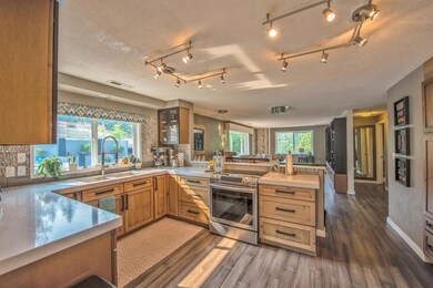 2135 Old Military Rd, Central Point, OR 97502 - photo 7