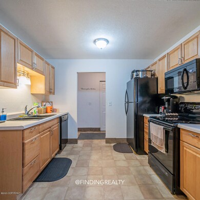 1542 NORTHVIEW DR UNIT E5 - MLS-4
