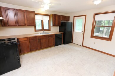 130 Booth St unit 1, Ludlow, MA 01056 - photo 7