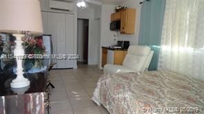 279 SW 9th St unit WEST, Dania, FL 33004 - photo 5