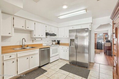 9-web-or-mls-Mercury Dr-009
