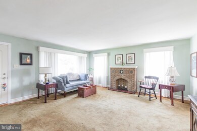 102 Lombardy Dr, Wallingford, PA 19086 - photo 3