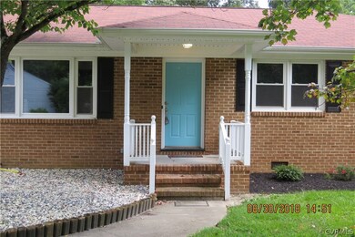 Inviting Entryway with new maintenance free posts