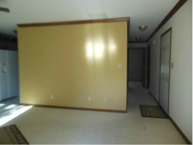 2930 Victory Dr, Columbus, IN 47203 - photo 4