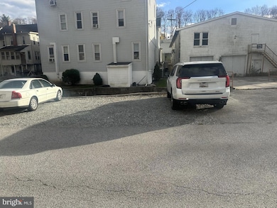 142 W Main St, Windsor, PA 17366 - photo 7