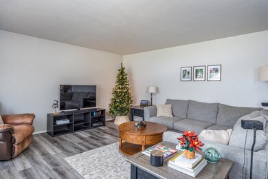 2915 S Gladys Ave, Appleton, WI 54915 - photo 3