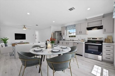 5532 Our Ln, Zephyrhills, FL 33542 - photo 4