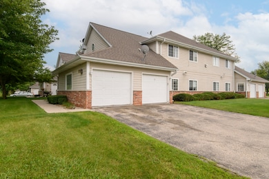 513 Lawson School Rd unit 8, Delavan, WI 53115 - photo 2