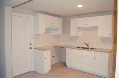 1020 Dewalt St unit A, Houston, TX 77088 - photo 4