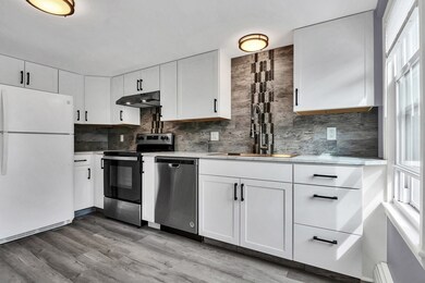 7 Harris St unit 2R, Salem, MA 01970 - photo 3