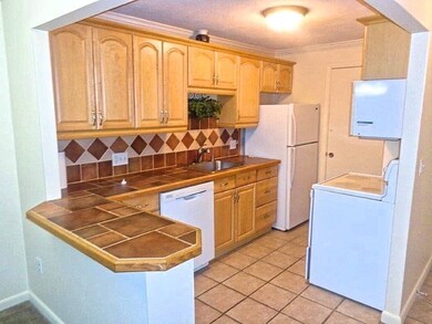 700 Governors Dr unit 25, Winthrop, MA 02152 - photo 6