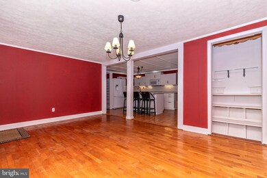 8712 Indian Springs Rd, Frederick, MD 21702 - photo 7