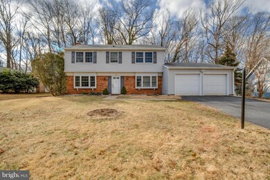 13155 Madonna Ln, Fairfax, VA 22033 - photo 2