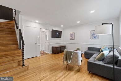 2 Forrest St unit B, Alexandria, VA 22305 - photo 3