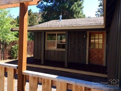 802 NE 12th St, Bend, OR 97701 - photo 2