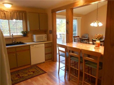 Kitchen. NICELY SIZED KITCHEN WITH CERAMIC BREAKFA