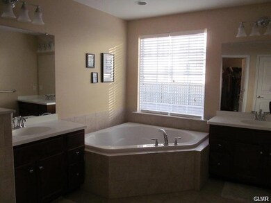 1822 Hemming Way, Orefield, PA 18069 - photo 5