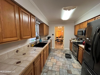 300 E 3rd St, Long Beach, MS 39560 - photo 6