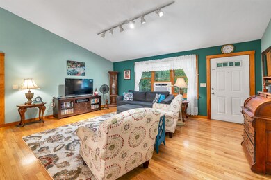 109 Clough Pond Rd, Canterbury, NH 03224 - photo 5