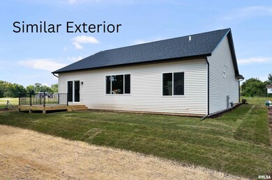 4727 Willow Cir, Davenport, IA 52806 - photo 7