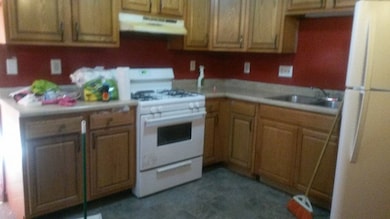 922 Taylor St, Elkhart, IN 46516 - photo 3