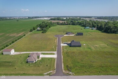 10308 Shamrock Ct, Seymour, IN 47274 - photo 6