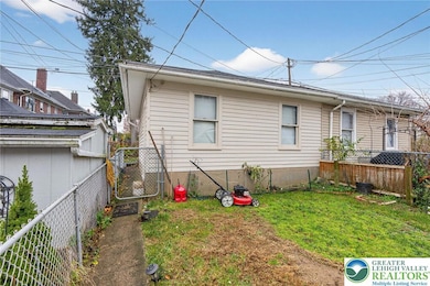 1608 Northampton St, Easton, PA 18042 - photo 4